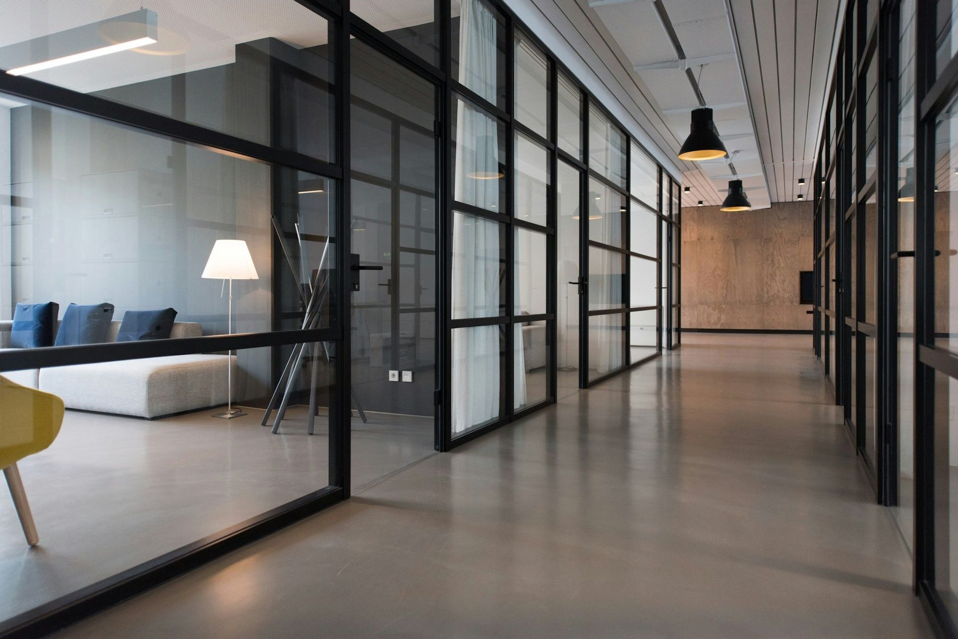 A quiet working space between meetings